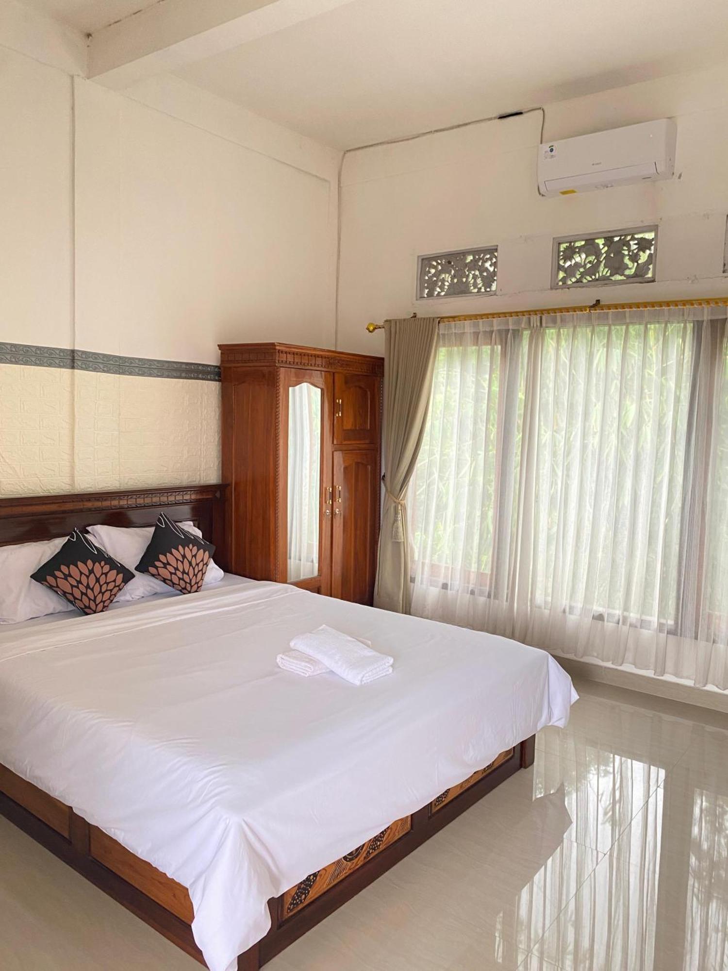 Sri Sedana Guest House Sidemen  Eksteriør billede